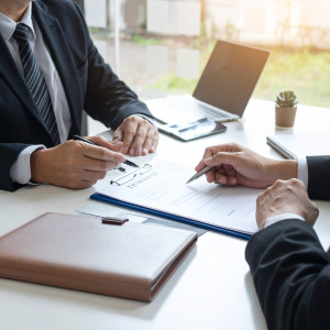 مشاوره قرارداد های بیمه